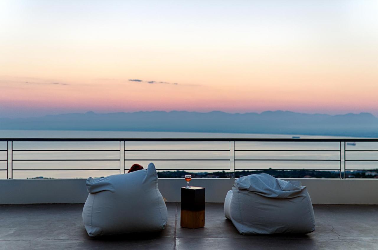 Euphoria Suites Avía 외부 사진